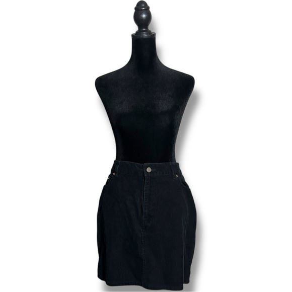 ASOS Black Casual Corduroy High Waisted Pencil Shape Mini Skirt - Picture 5 of 16